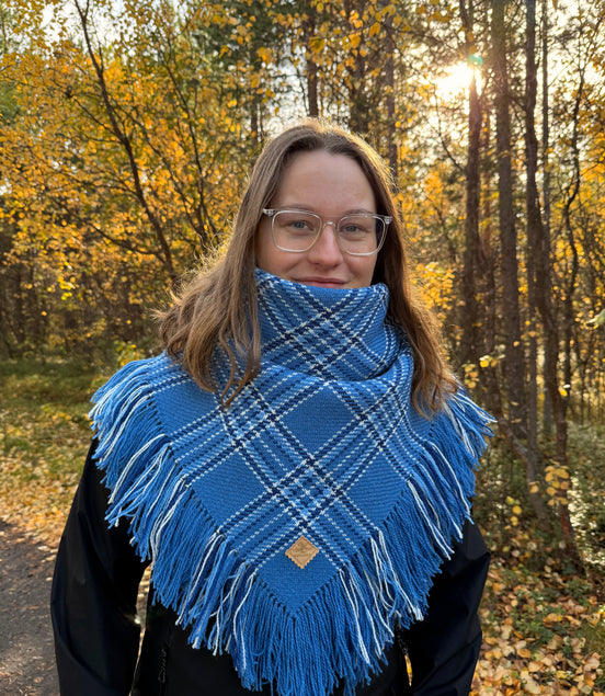 Ullsjal i dongeriblå