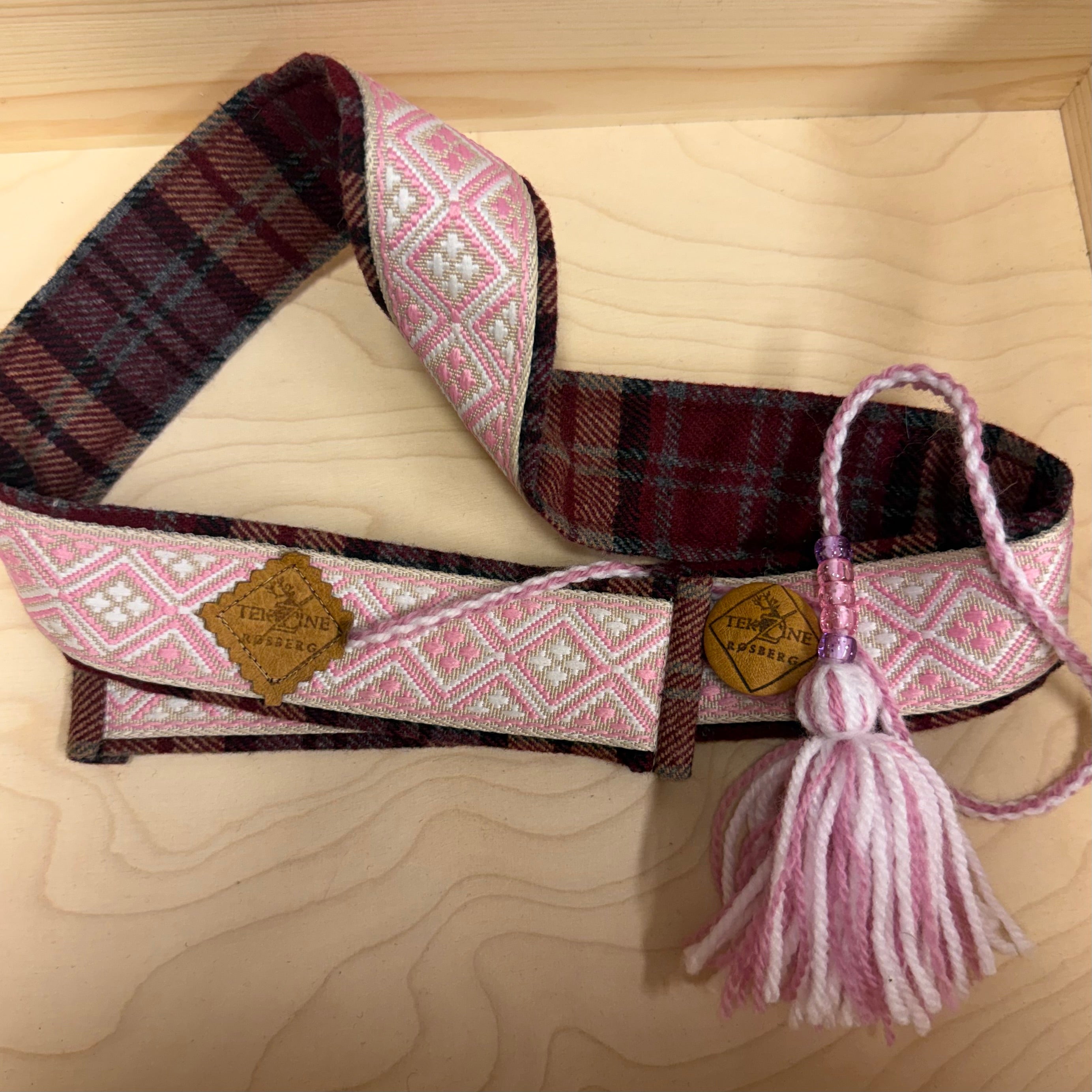 Skinnbelte i rosa (ungdom Xs/S)