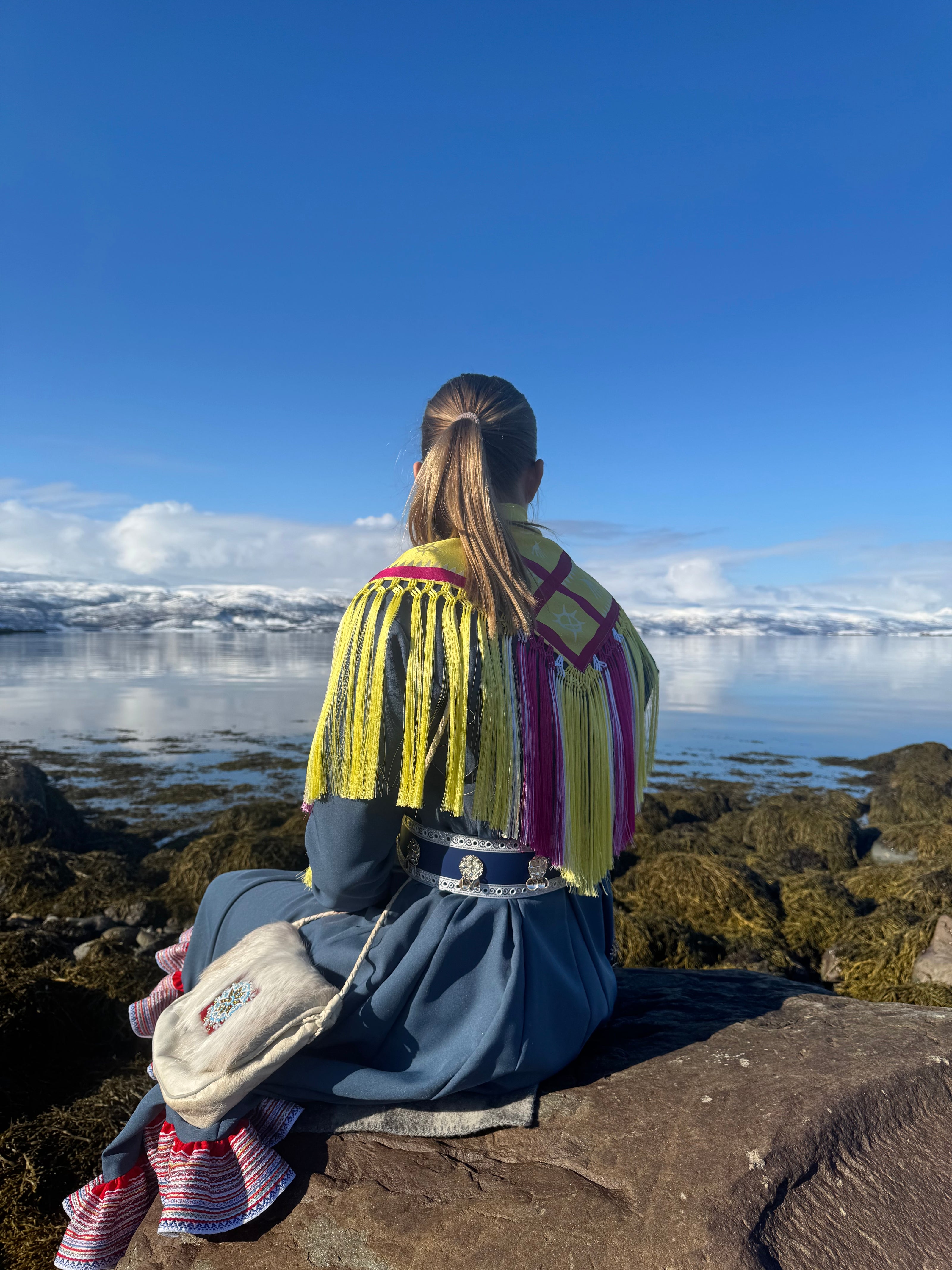 Silkesjal gul - utsolgt