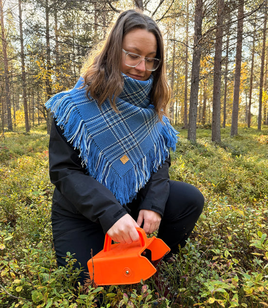 Ullsjal i dongeriblå