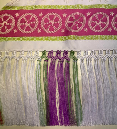 Liidni/ Silkesjal hvit med rosa (voksen/ungdom størrelse) - utsolgt