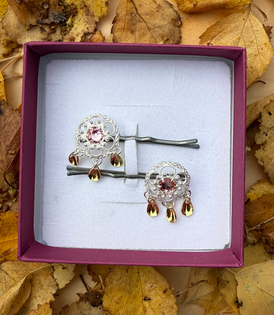 Hårpynt i Sølv med lyserosa Krystall og Gull Løv - utsolgt