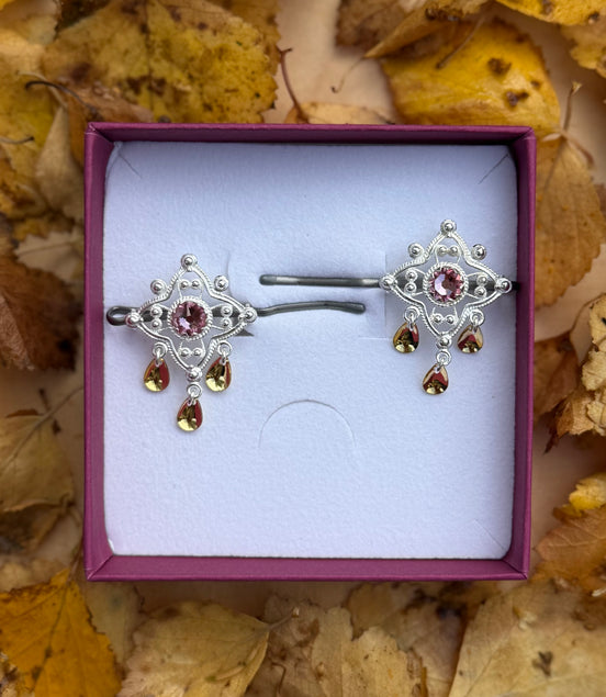 Hårpynt lyserosa krystall - utsolgt