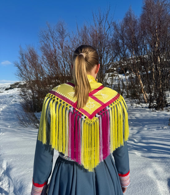 Silkesjal gul - utsolgt