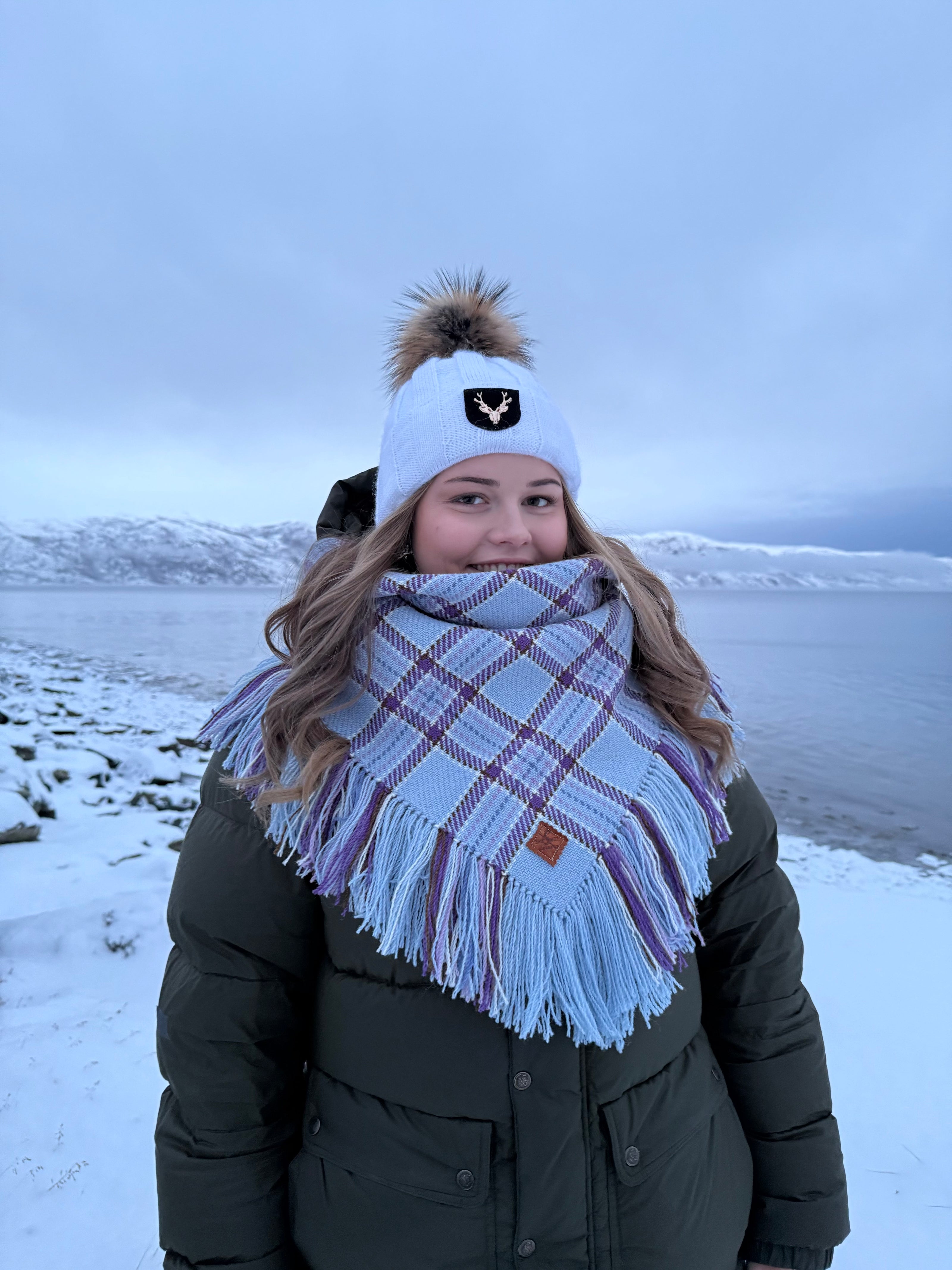 Ullsjal/ulloliidni i lyseblå og lilla