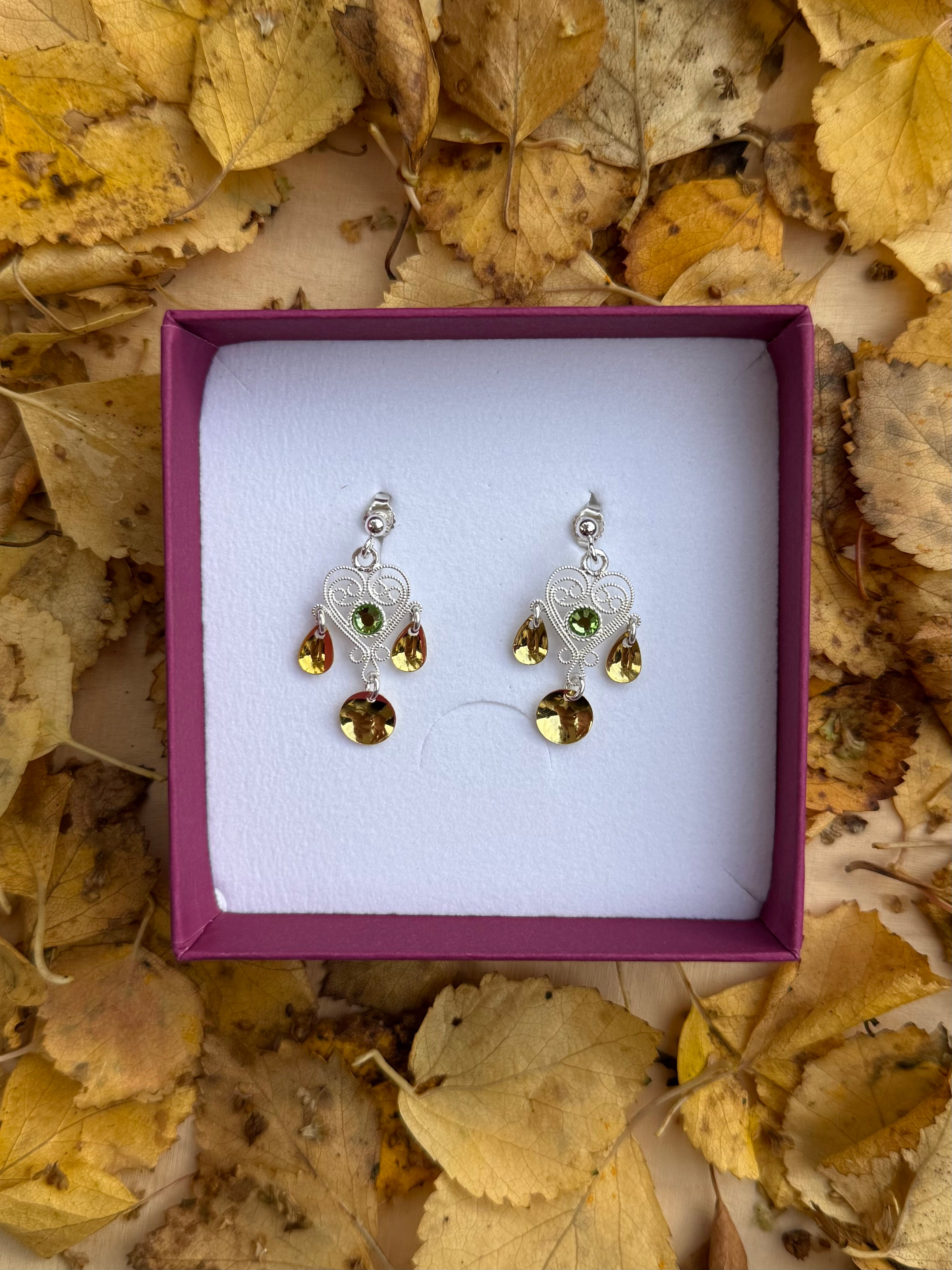 Ørepynt hjerte lysegrønne krystaller