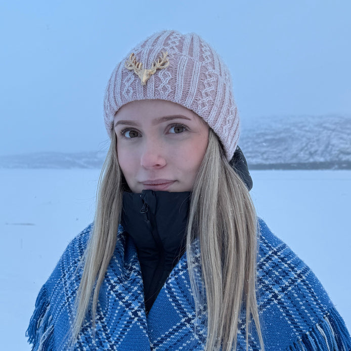 Lue i lyserosa - utsolgt