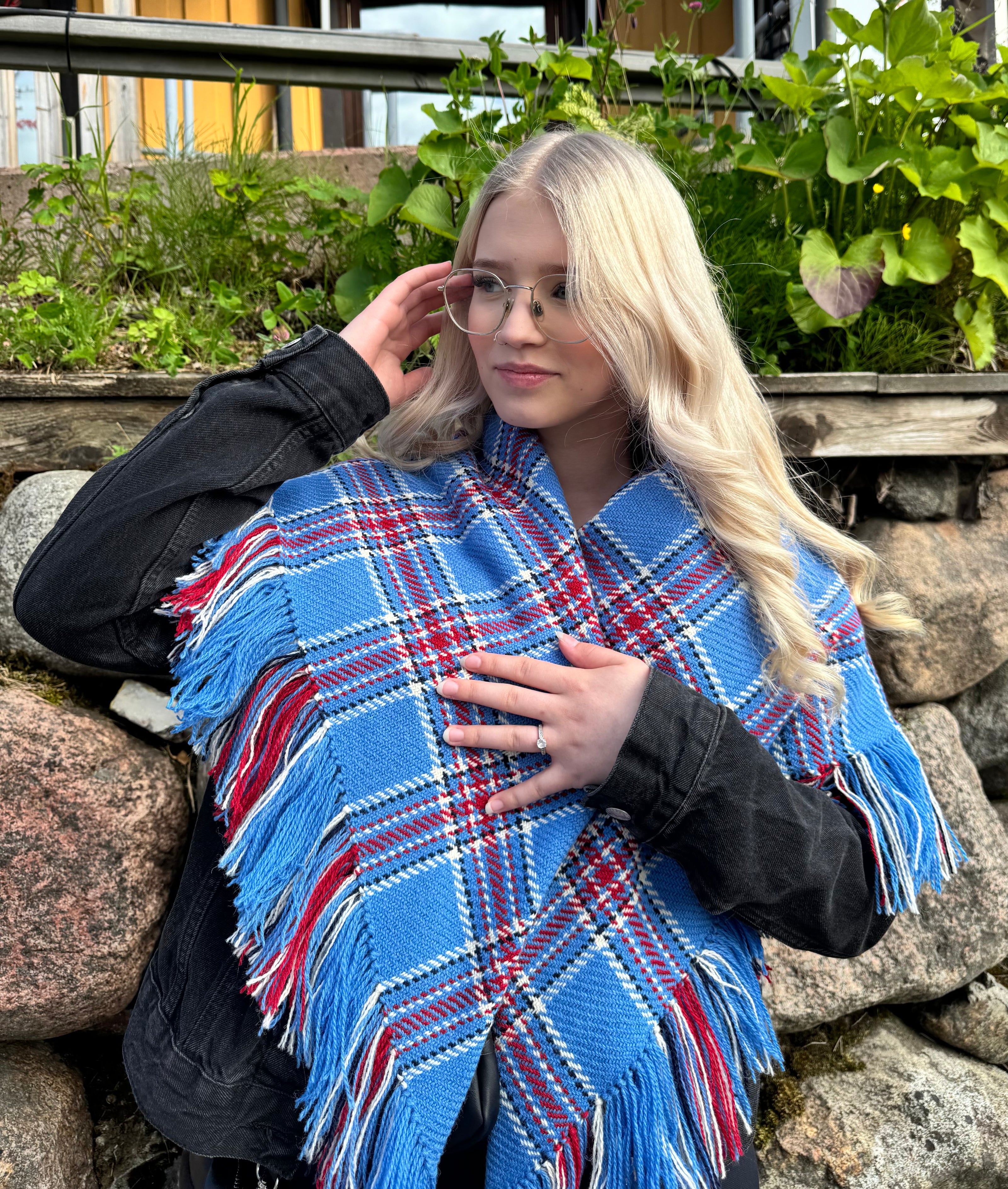 Ullsjal i himmelblå