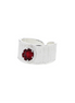 Ring med rød krystall