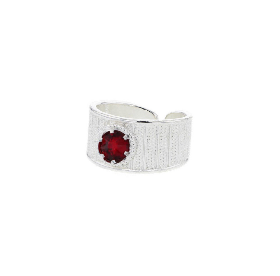 Ring med rød krystall