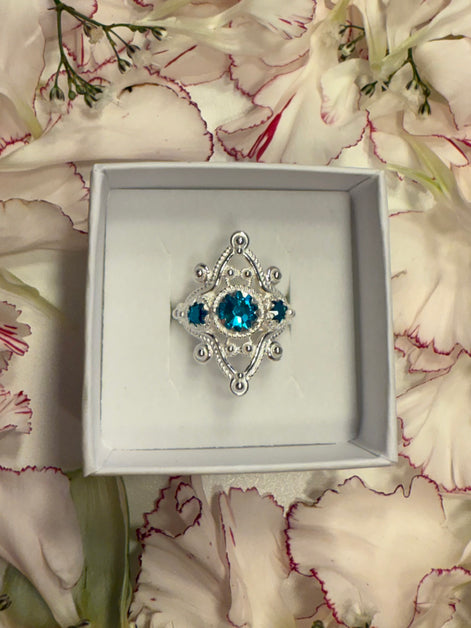 Ring med turkis krystall