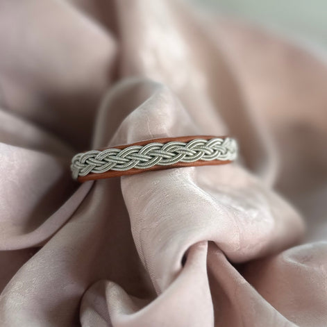 Tinntråd armbånd lysebrun