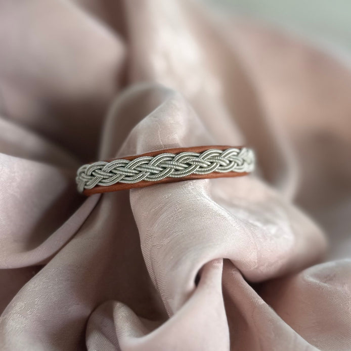 Tinntråd armbånd lysebrun