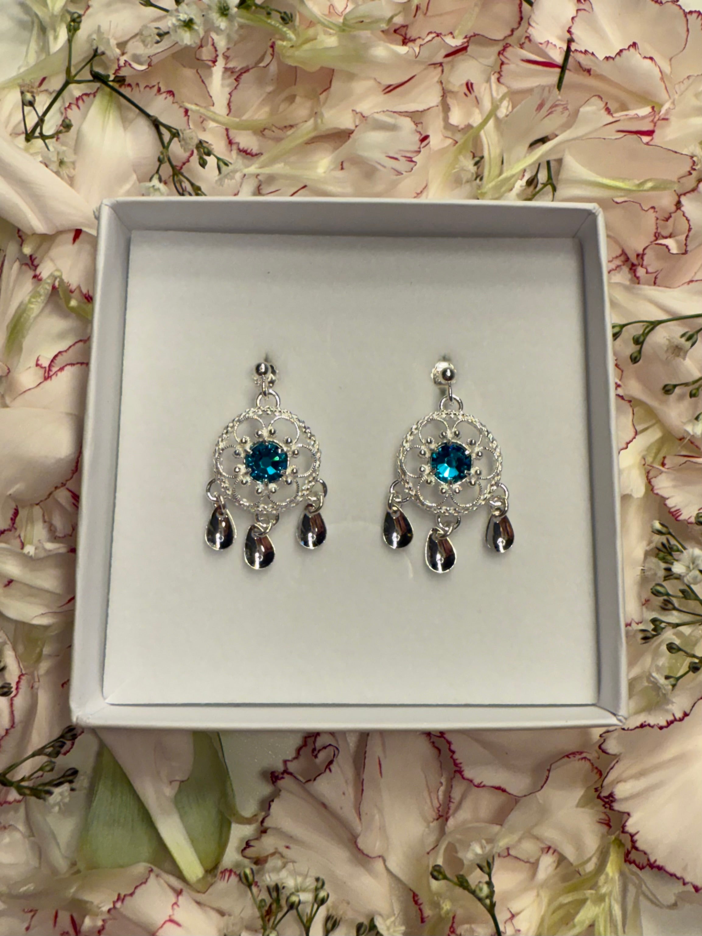 Ørepynt med turkis krystall