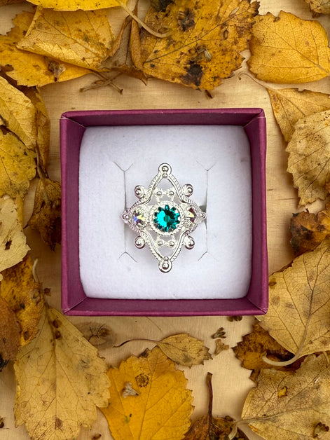 Ring med nordlys og turkis krystall - utsolgt