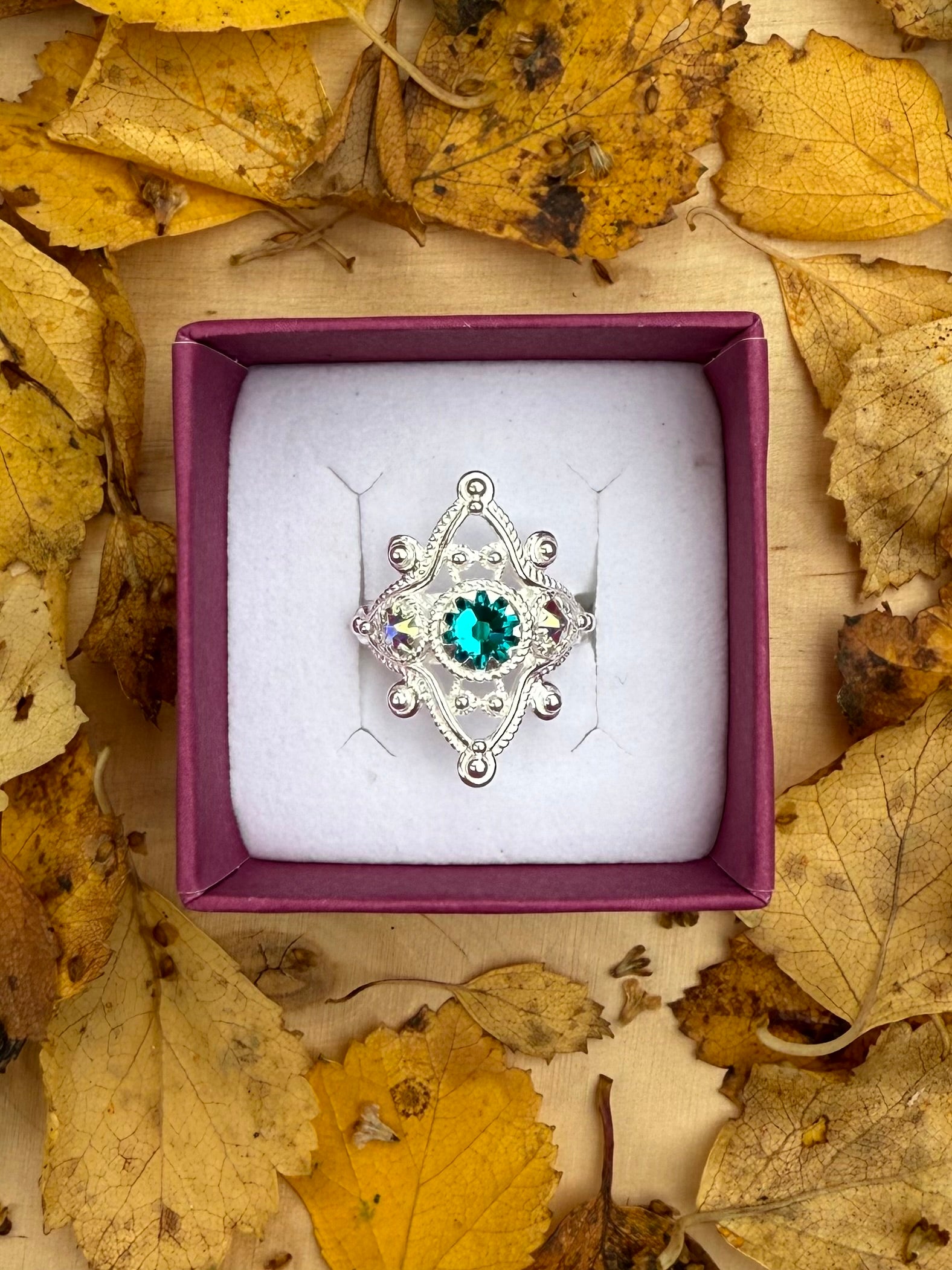 Ring med nordlys og turkis krystall - utsolgt