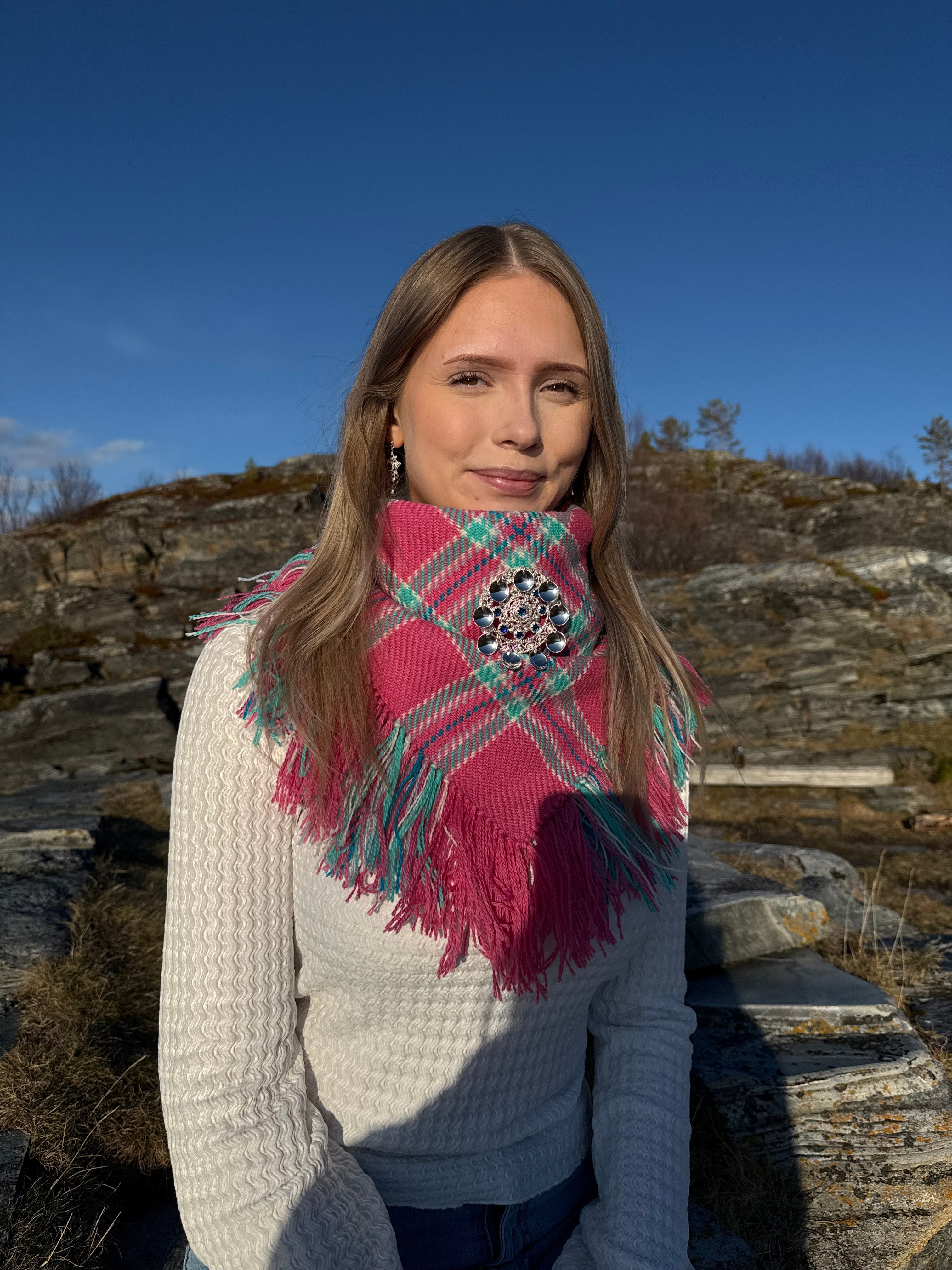 Ullsjall/ulloliidni i rosa og turkis