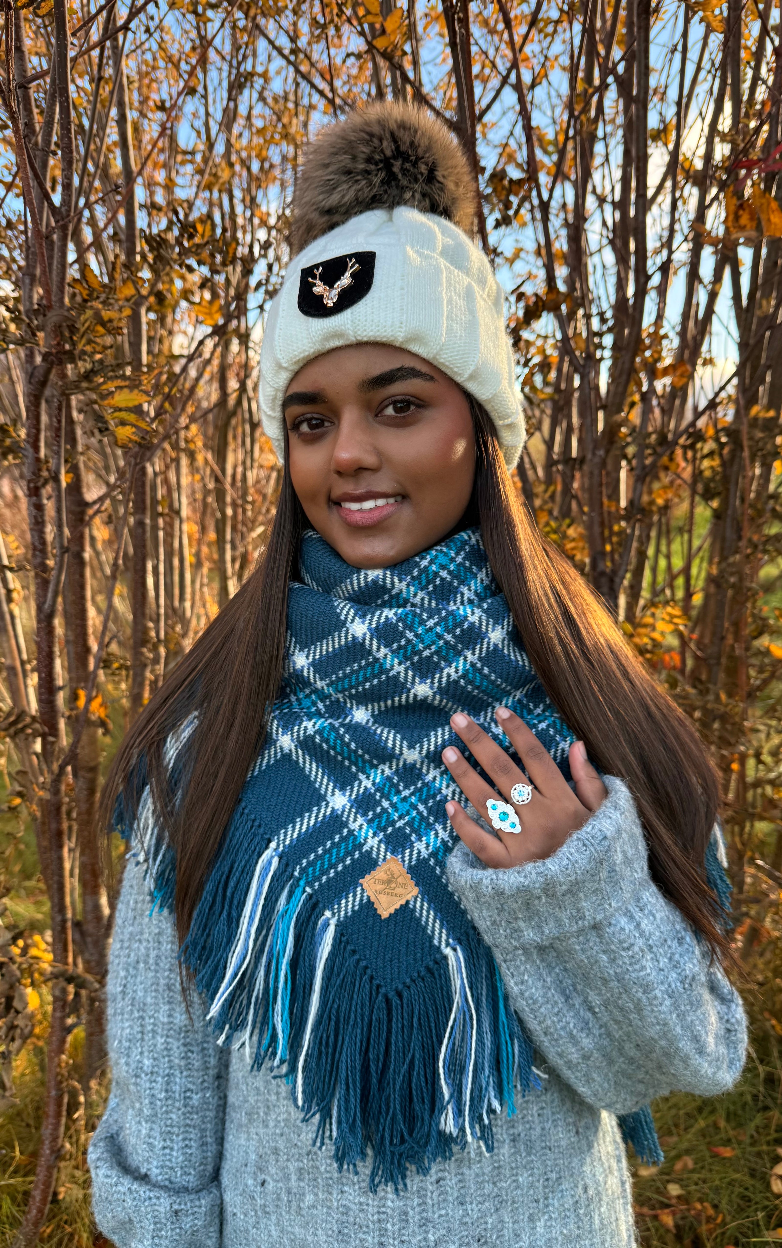 Ullsjal i sjøgrønn- utsolgt