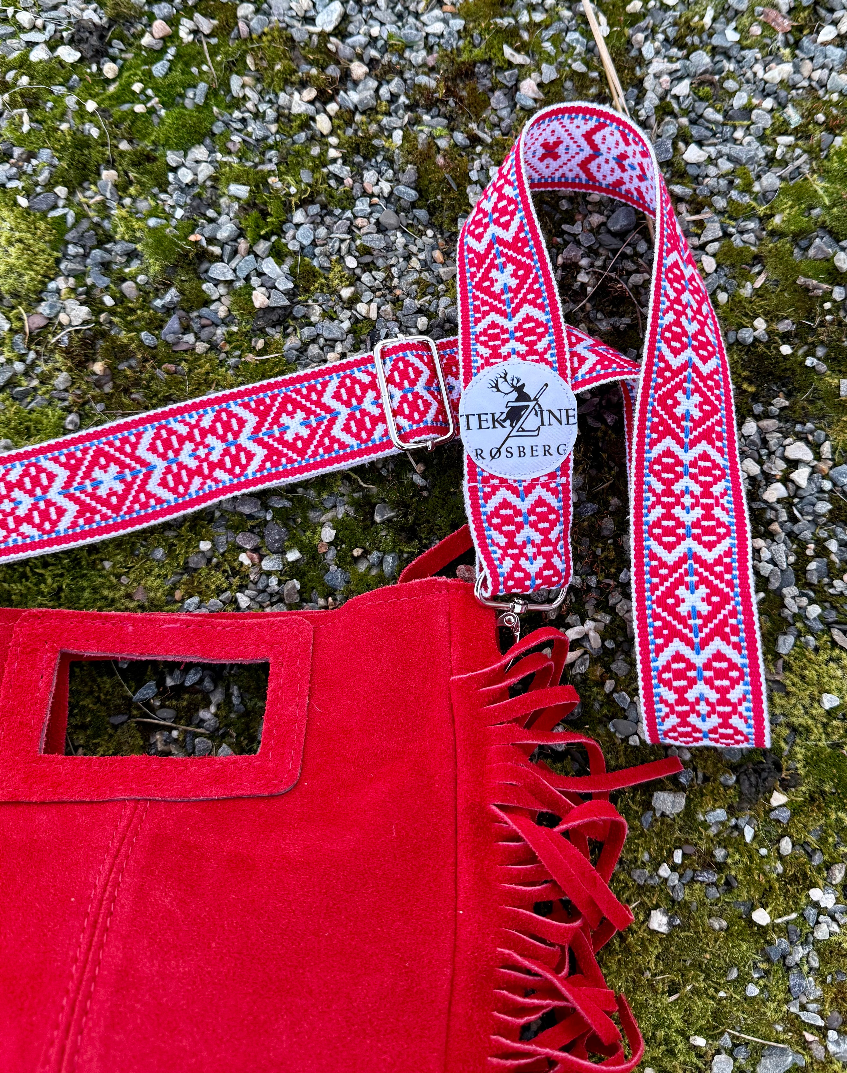 Skinnveske rød - utsolgt