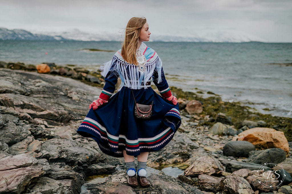 Silkesjal til konfirmant - utsolgt