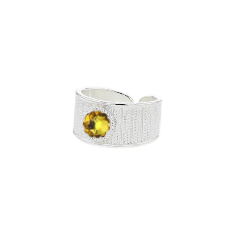 Ring med gul krystall