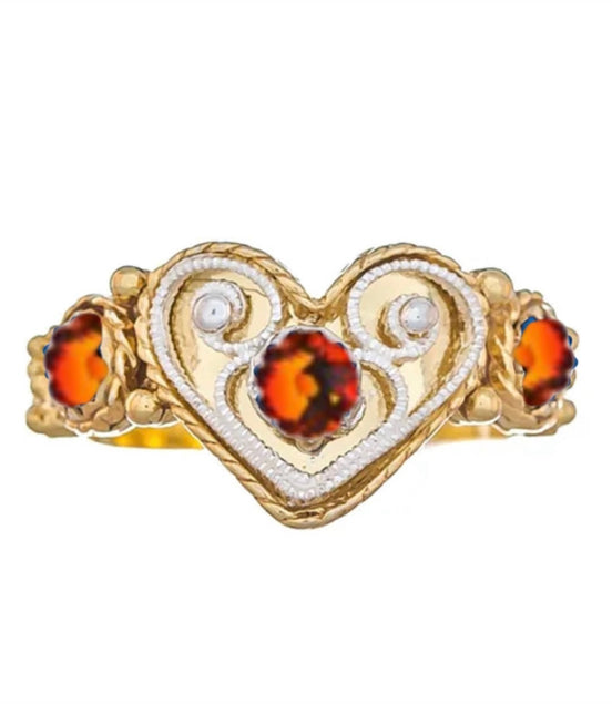 Ring med oransje krystall