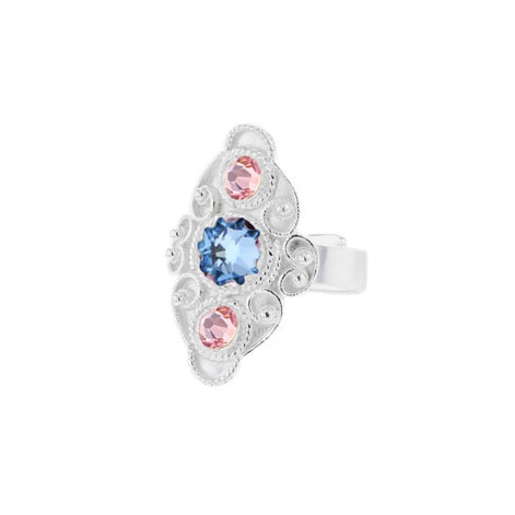 Ring med lyserosa og lyseblå krystall