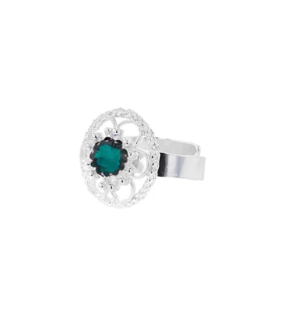 Ring med mørkegrønn krystall