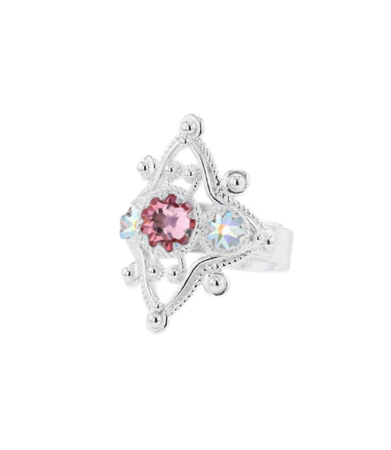 Ring med nordlys og lyserosa krystall