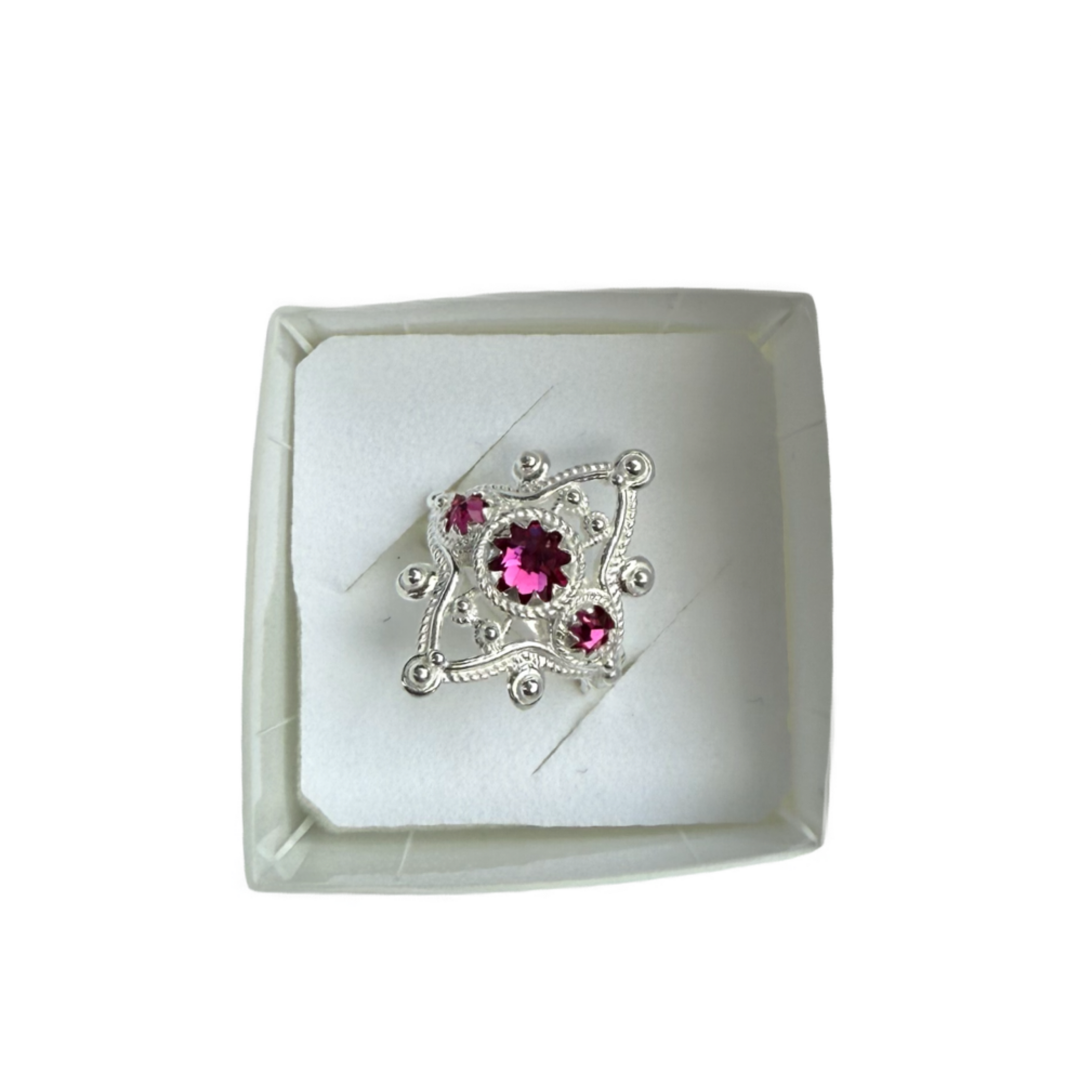 Ring med mørkerosa krystall