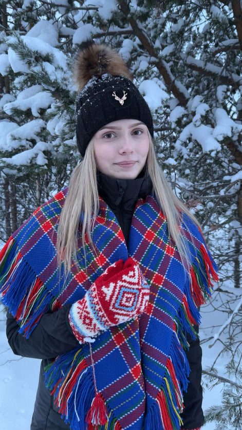 Ullsjal i tradisjonell blå