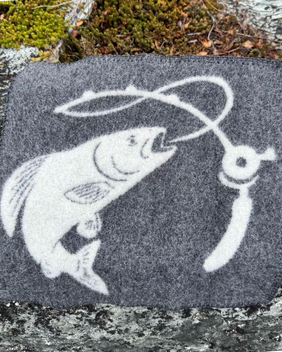 Sitteunderlag med fiskemotiv